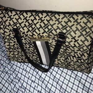 Tommy purse